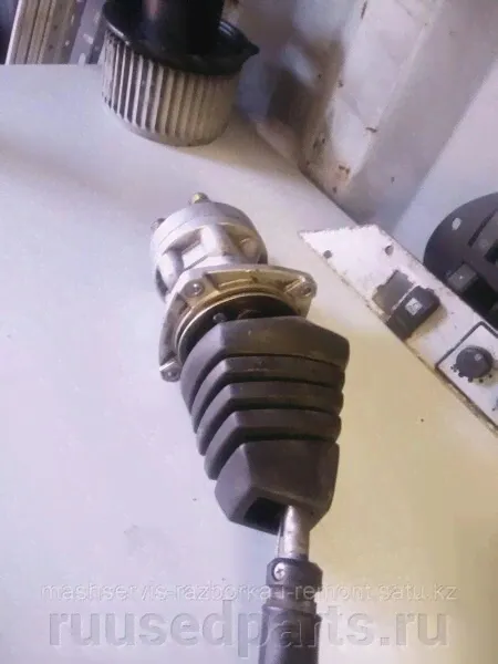 Запчасти для спецтехники, джойстик-1
